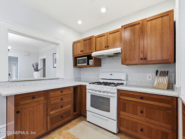 1222 INGLESIDE Avenue, Jacksonville, FL 32205