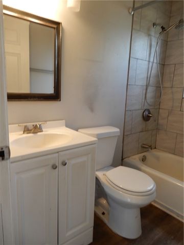 3705 Lamont St, Corpus Christi, TX 78415