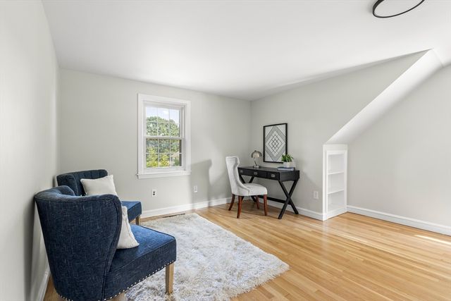 131 Maple Ave, Swansea, MA 02777