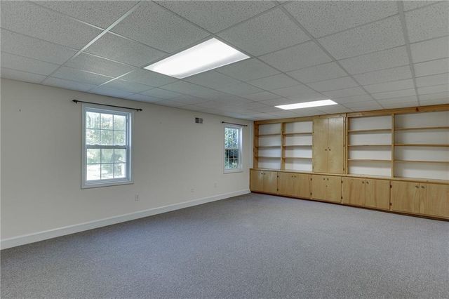 5972 River Oaks Drive, Flowery Branch, GA 30542