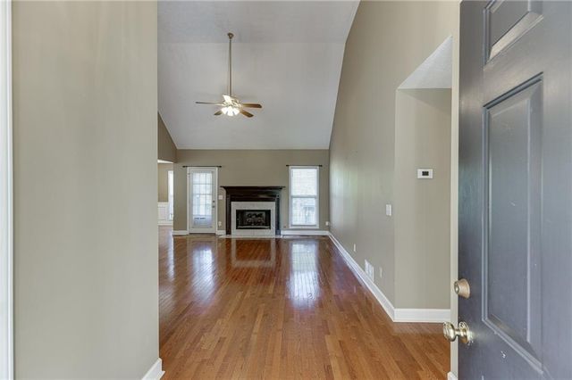 5972 River Oaks Drive, Flowery Branch, GA 30542