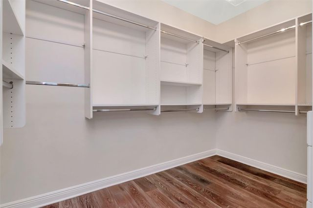 947 HEMINGWAY CIRCLE, Tampa, FL 33602