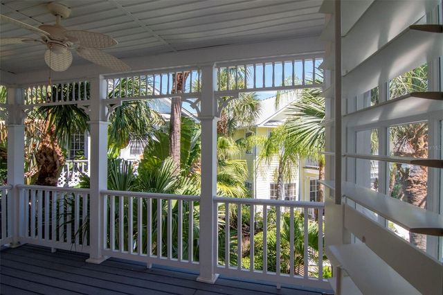 947 HEMINGWAY CIRCLE, Tampa, FL 33602