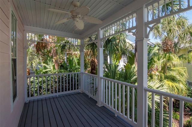 947 HEMINGWAY CIRCLE, Tampa, FL 33602