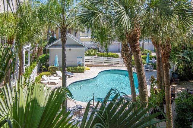 947 HEMINGWAY CIRCLE, Tampa, FL 33602