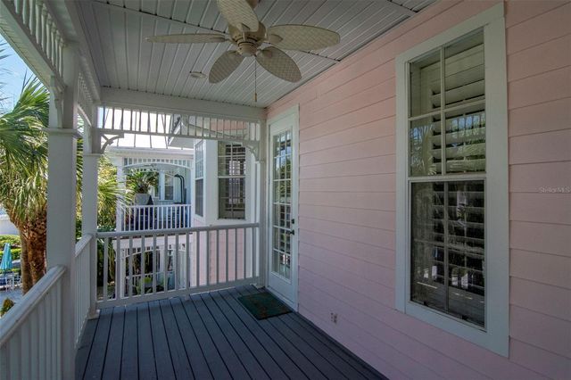 947 HEMINGWAY CIRCLE, Tampa, FL 33602