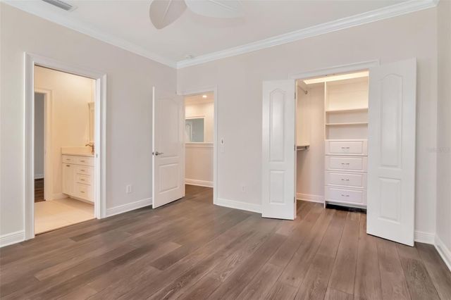 947 HEMINGWAY CIRCLE, Tampa, FL 33602