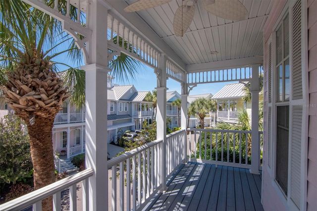 947 HEMINGWAY CIRCLE, Tampa, FL 33602