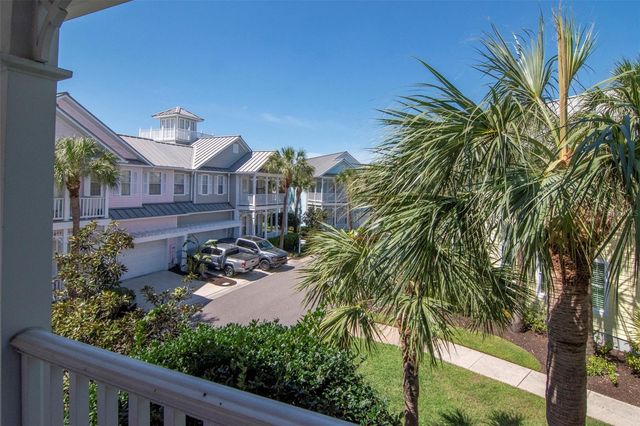 947 HEMINGWAY CIRCLE, Tampa, FL 33602