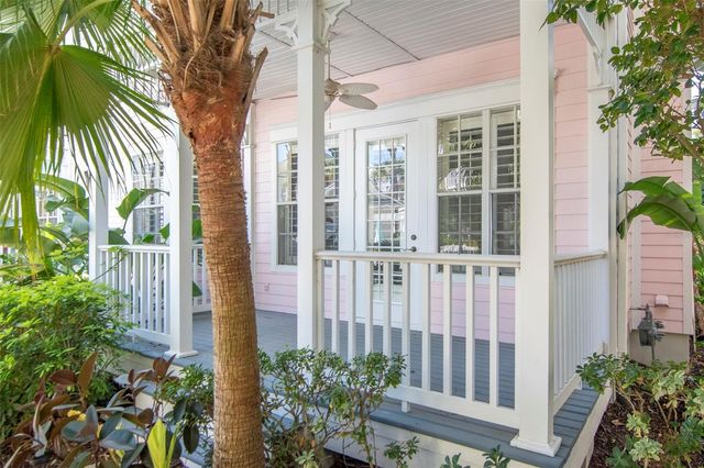 947 HEMINGWAY CIRCLE, Tampa, FL 33602