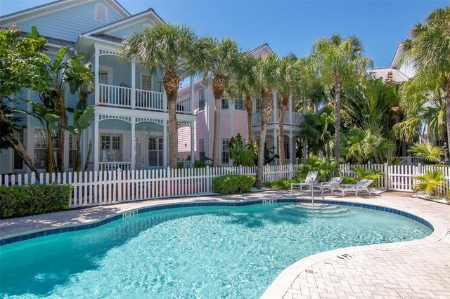 947 HEMINGWAY CIRCLE, Tampa, FL 33602