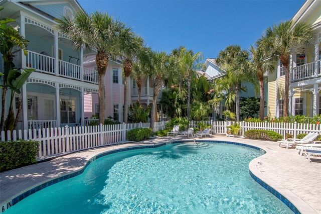 947 HEMINGWAY CIRCLE, Tampa, FL 33602