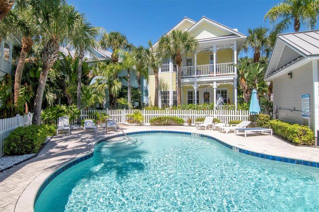 947 HEMINGWAY CIRCLE, Tampa, FL 33602