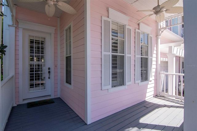 947 HEMINGWAY CIRCLE, Tampa, FL 33602