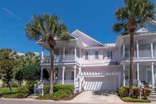 947 HEMINGWAY CIRCLE, Tampa, FL 33602