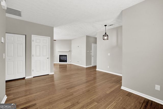 326 Hiawassee Drive, Woodstock, GA 30188