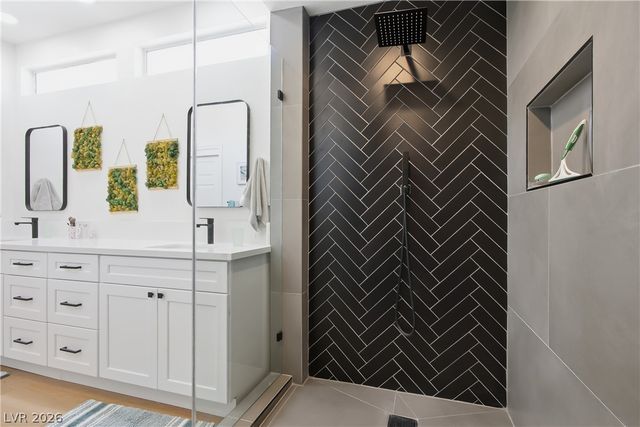 8817 Sandspring Drive, Las Vegas, NV 89134