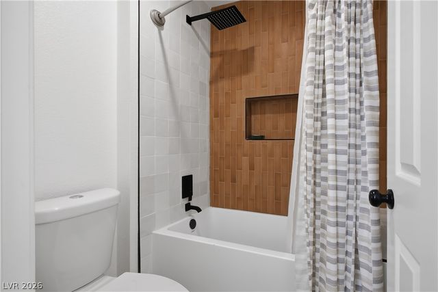 8817 Sandspring Drive, Las Vegas, NV 89134