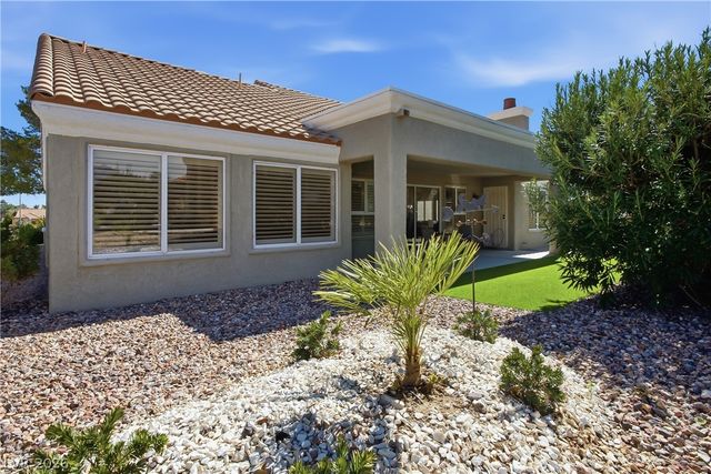 8817 Sandspring Drive, Las Vegas, NV 89134