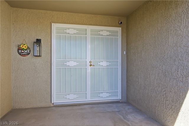 8817 Sandspring Drive, Las Vegas, NV 89134