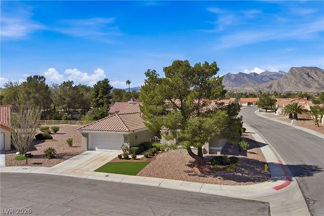 8817 Sandspring Drive, Las Vegas, NV 89134