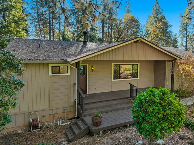 10959 Henson Way, Grass Valley, CA 95949