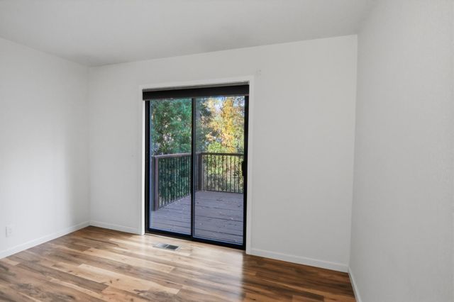 10959 Henson Way, Grass Valley, CA 95949