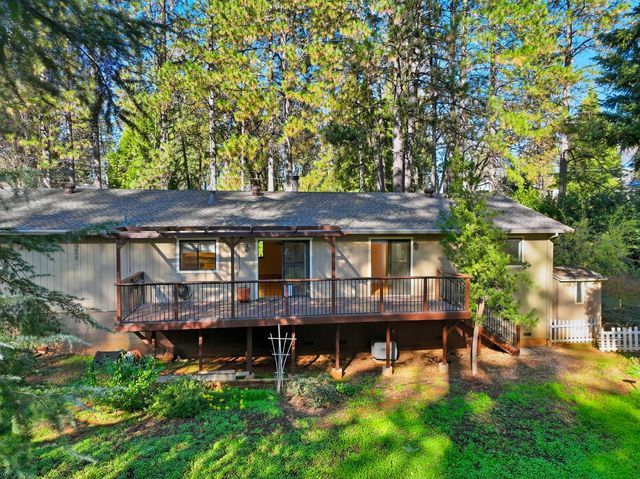 10959 Henson Way, Grass Valley, CA 95949