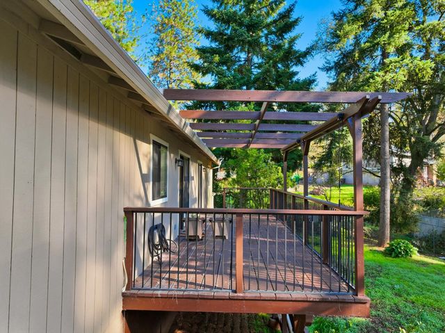 10959 Henson Way, Grass Valley, CA 95949