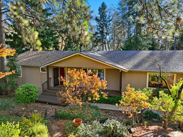 10959 Henson Way, Grass Valley, CA 95949