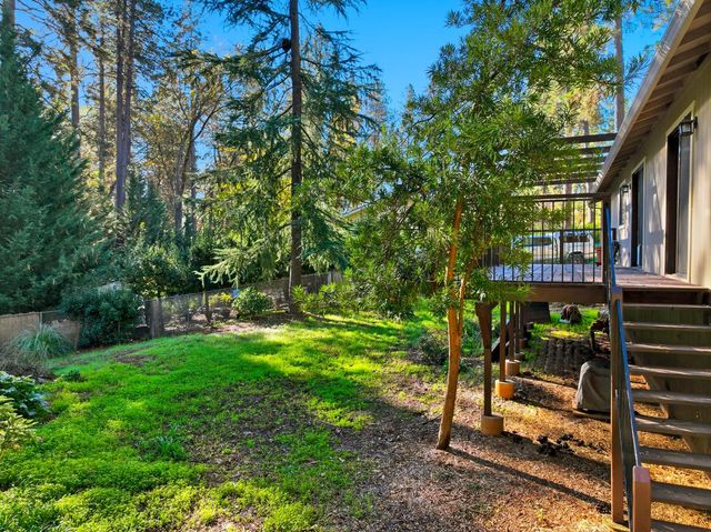10959 Henson Way, Grass Valley, CA 95949