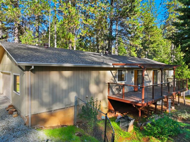 10959 Henson Way, Grass Valley, CA 95949
