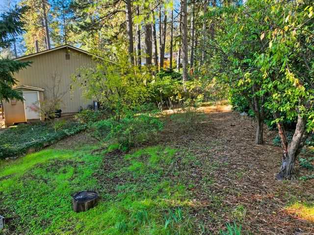 10959 Henson Way, Grass Valley, CA 95949