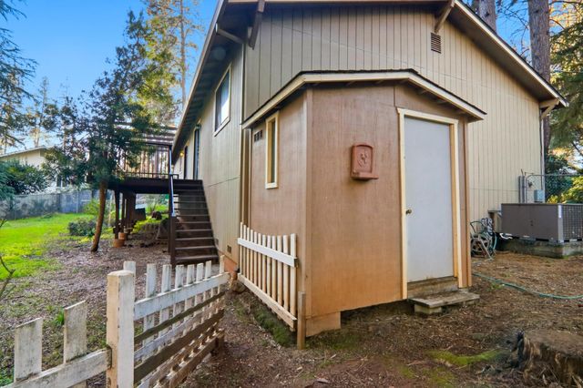 10959 Henson Way, Grass Valley, CA 95949