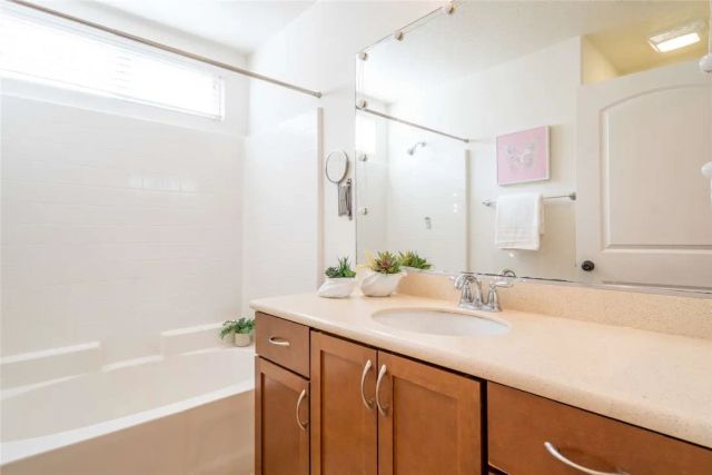 9562 Sundance Street, Pacoima, CA 91331