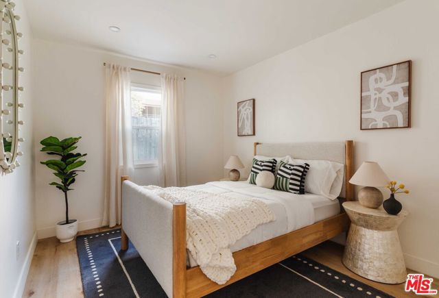 12700 Bonaparte Avenue, Los Angeles, CA 90066