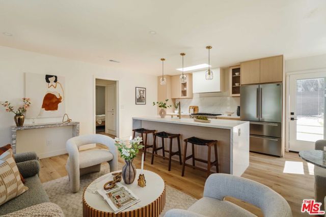 12700 Bonaparte Avenue, Los Angeles, CA 90066