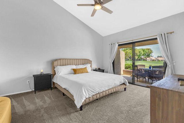 77086 Pauma Valley Way, Palm Desert, CA 92211