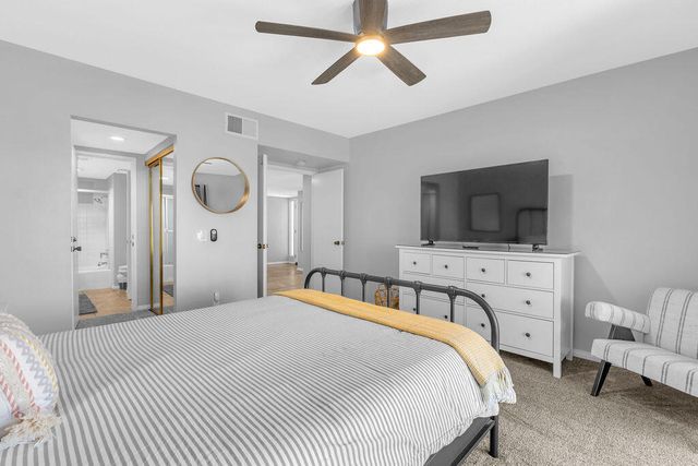 77086 Pauma Valley Way, Palm Desert, CA 92211