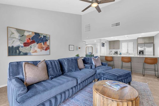 77086 Pauma Valley Way, Palm Desert, CA 92211