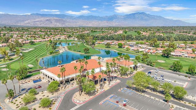 77086 Pauma Valley Way, Palm Desert, CA 92211