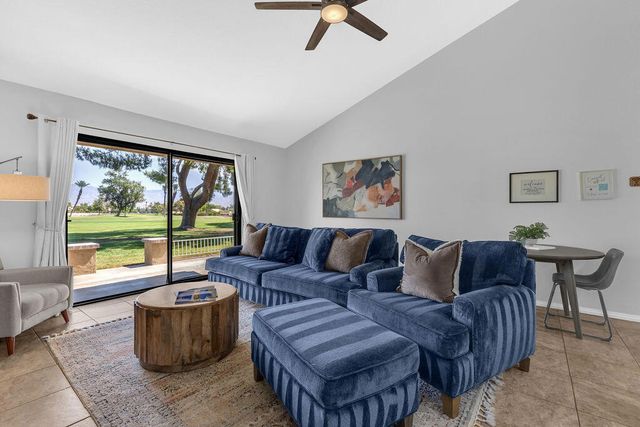 77086 Pauma Valley Way, Palm Desert, CA 92211