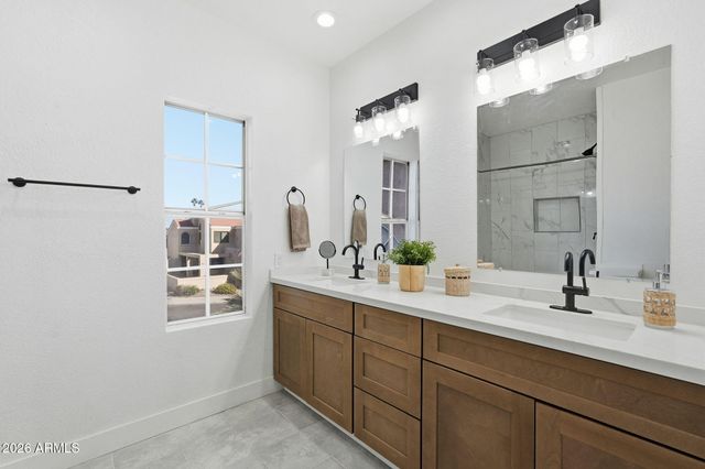 16008 N 4TH Avenue, Phoenix, AZ 85023