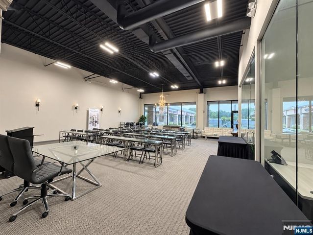 1025 Macarthur Boulevard, Mahwah, NJ 07430