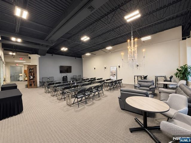 1025 Macarthur Boulevard, Mahwah, NJ 07430