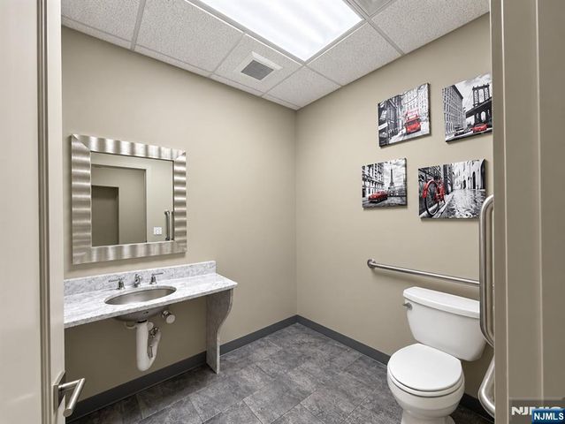 1025 Macarthur Boulevard, Mahwah, NJ 07430