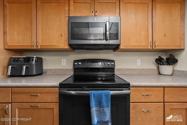 2145 Dawnlight Court, Anchorage, AK 99501