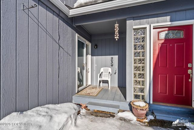 2145 Dawnlight Court, Anchorage, AK 99501