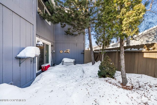 2145 Dawnlight Court, Anchorage, AK 99501