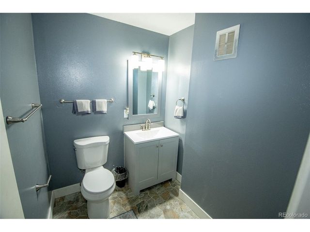 3003 E Fountain Blvd, Colorado Springs, CO 80910